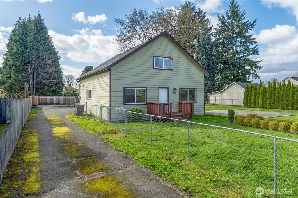 1215 30th Avenue Longview WA 98632