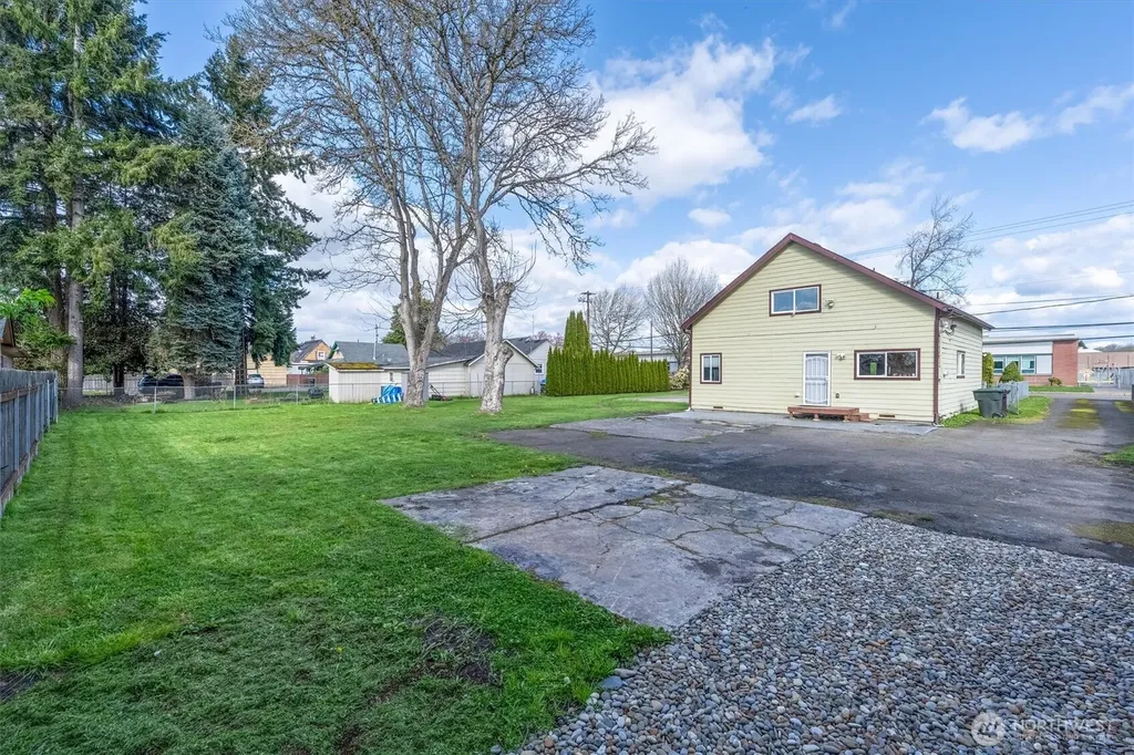 1215 30th Avenue Longview WA 98632