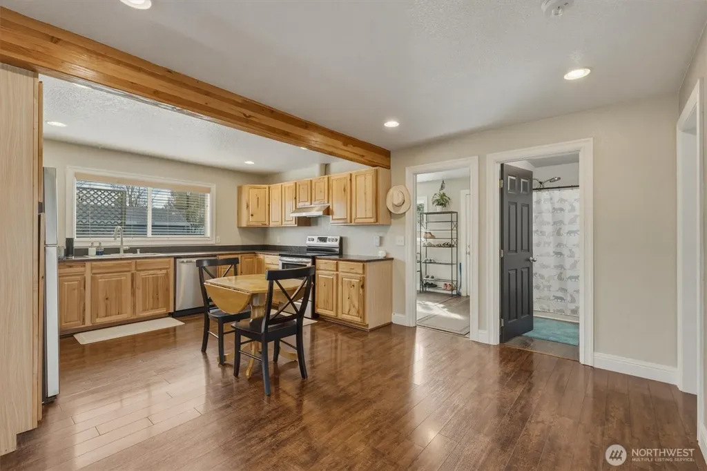 1215 30th Avenue Longview WA 98632
