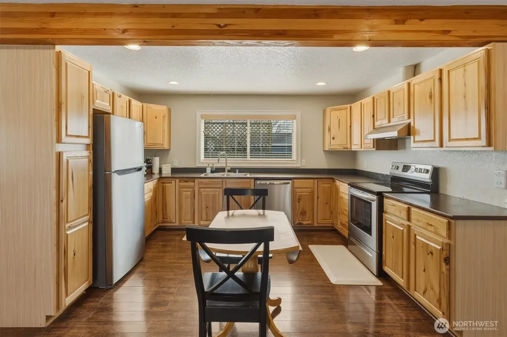 1215 30th Avenue Longview WA 98632