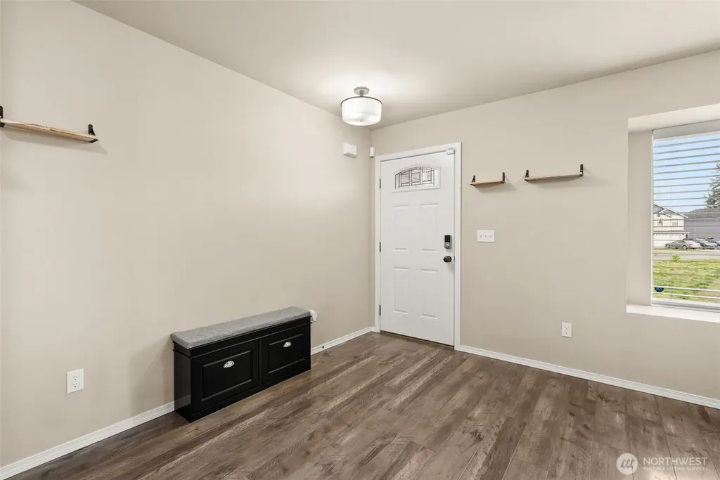 114 Lillian Lane SE Rainier WA 98576