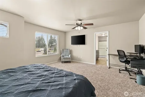 114 Lillian Lane SE Rainier WA 98576