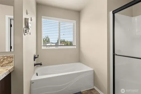 114 Lillian Lane SE Rainier WA 98576