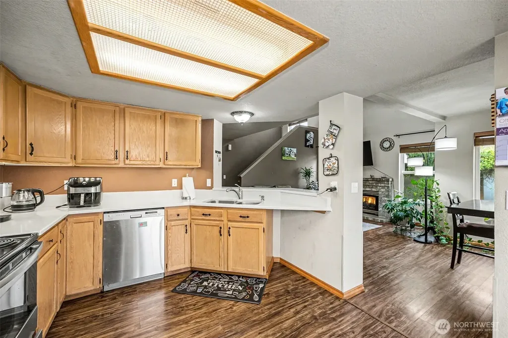 5520 Cricket Ln SE Lacey WA 98503