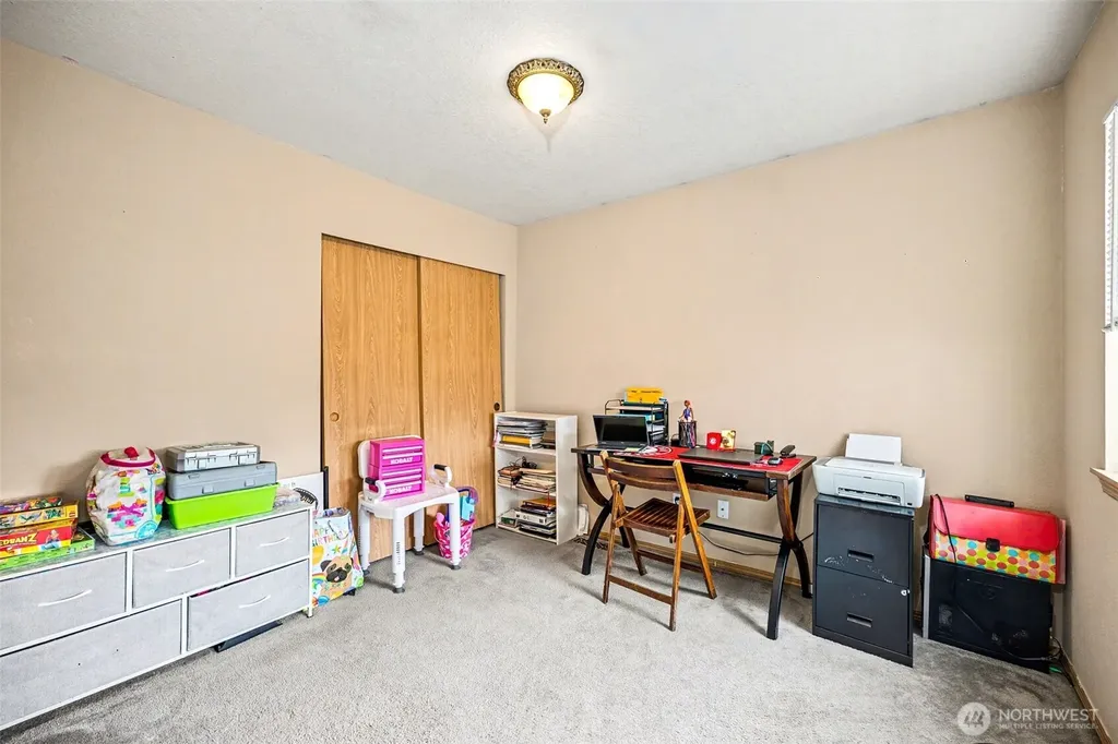 5520 Cricket Ln SE Lacey WA 98503