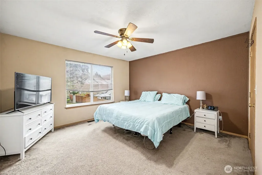 5520 Cricket Ln SE Lacey WA 98503