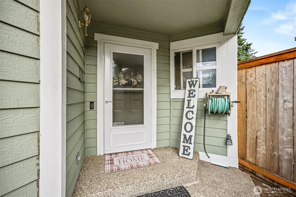 5520 Cricket Ln SE Lacey WA 98503