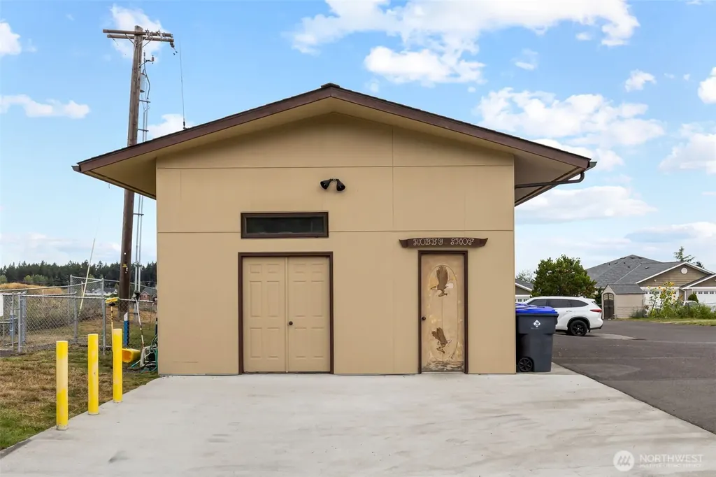 1301 S 3rd Avenue Sequim WA 98382