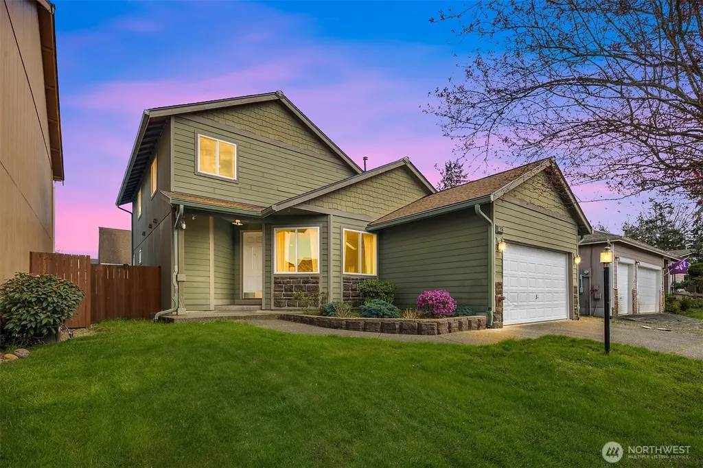 17915 25th Avenue E Tacoma WA 98445