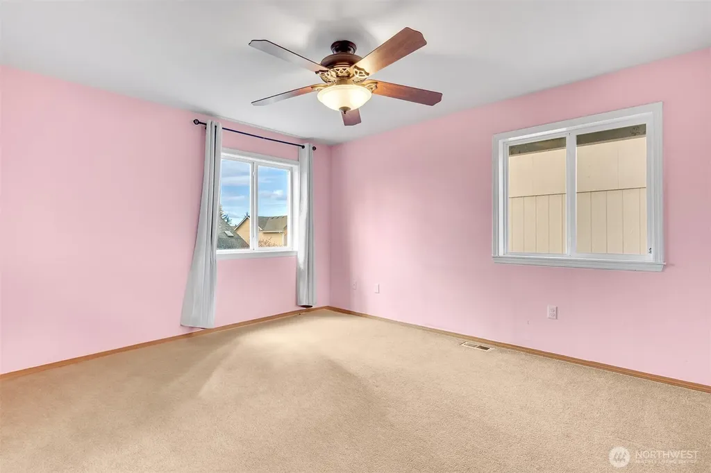 17915 25th Avenue E Tacoma WA 98445