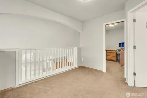 17915 25th Avenue E Tacoma WA 98445