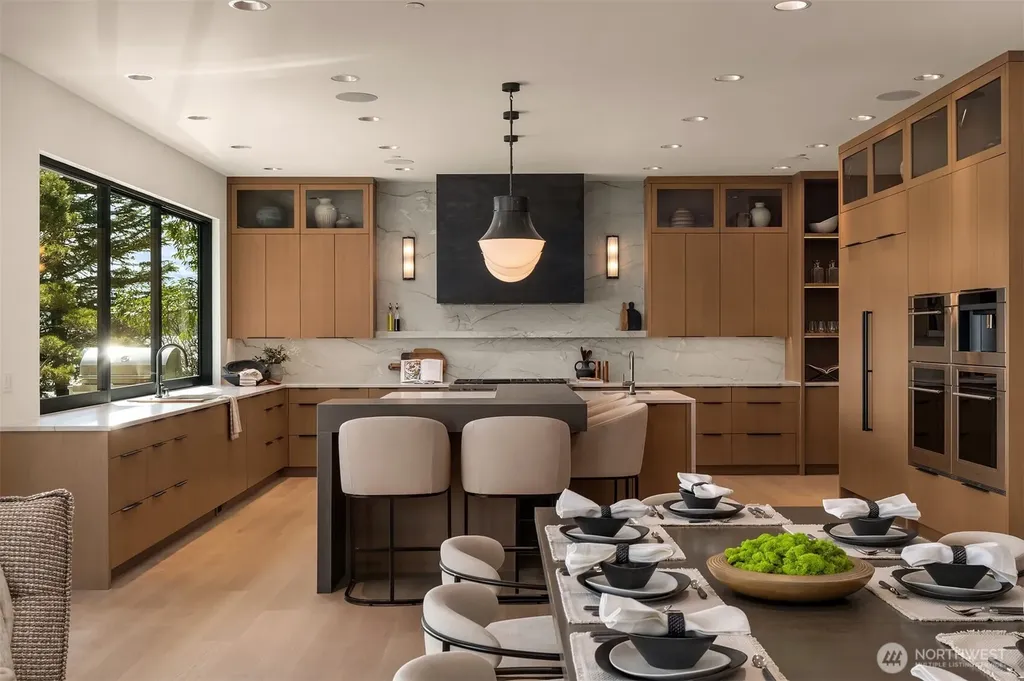 5330 Butterworth Road Mercer Island WA 98040