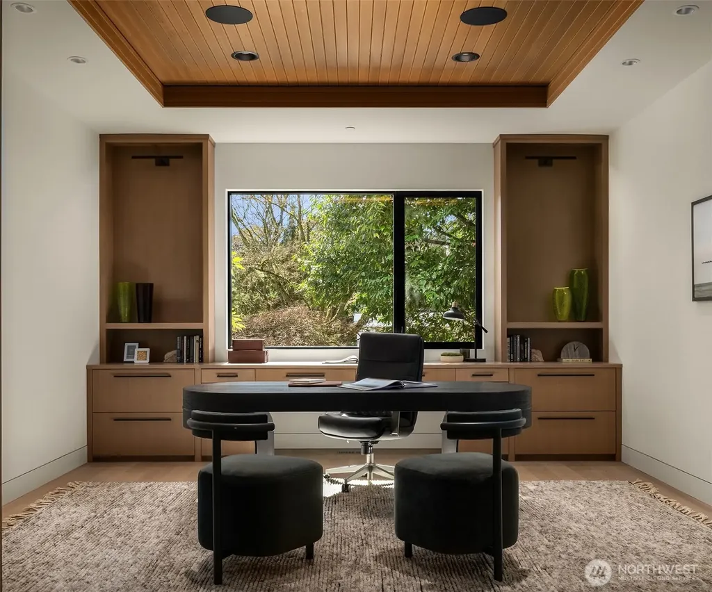 5330 Butterworth Road Mercer Island WA 98040