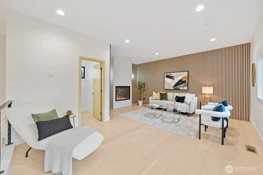 15908 12th Place W Lynnwood WA 98087
