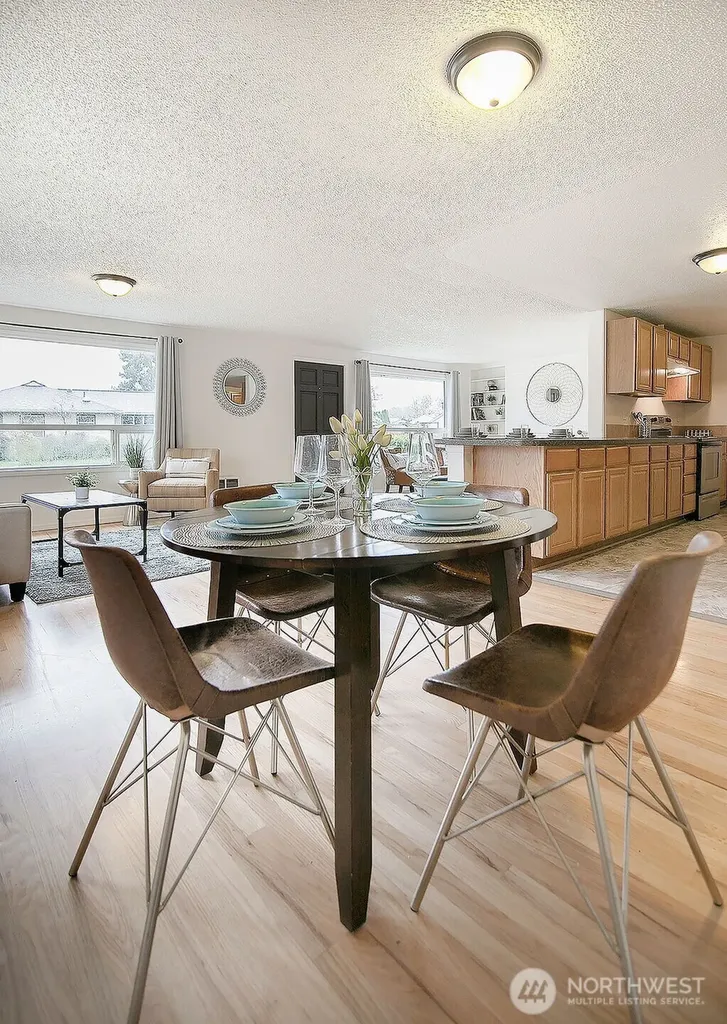 1925 28th Longview WA 98632