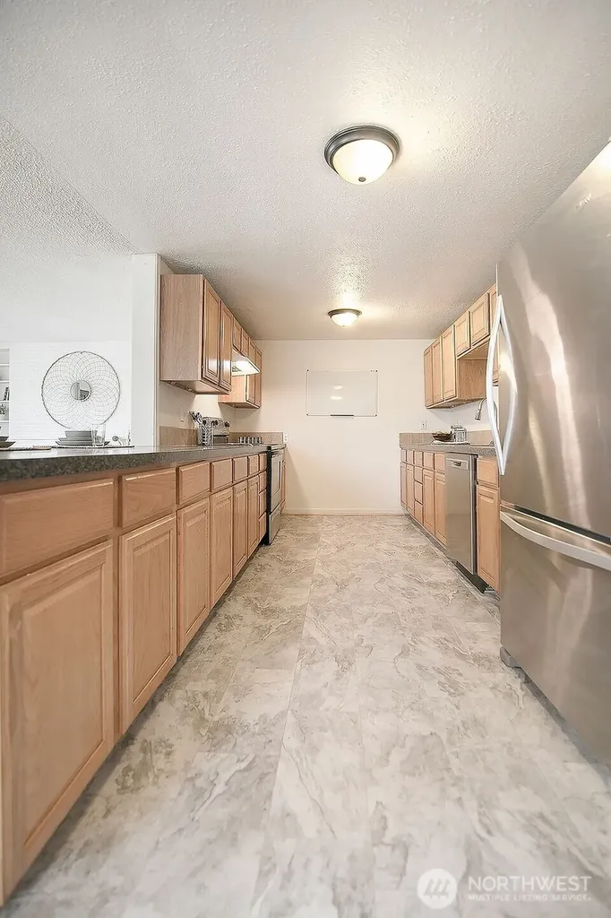 1925 28th Longview WA 98632