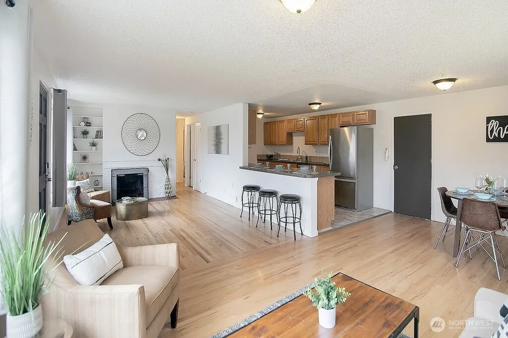 1925 28th Longview WA 98632