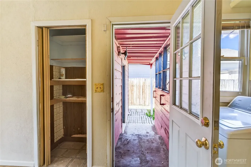 417 SE H Street Quincy WA 98848