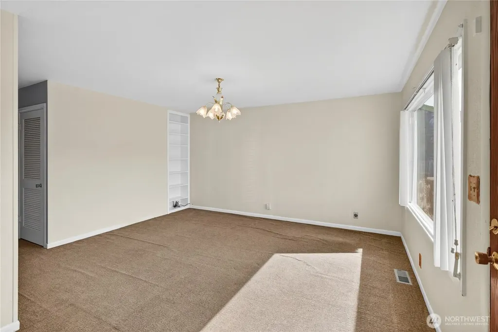 417 SE H Street Quincy WA 98848