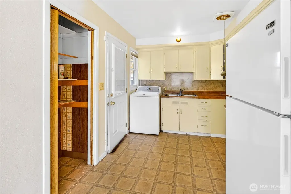 417 SE H Street Quincy WA 98848