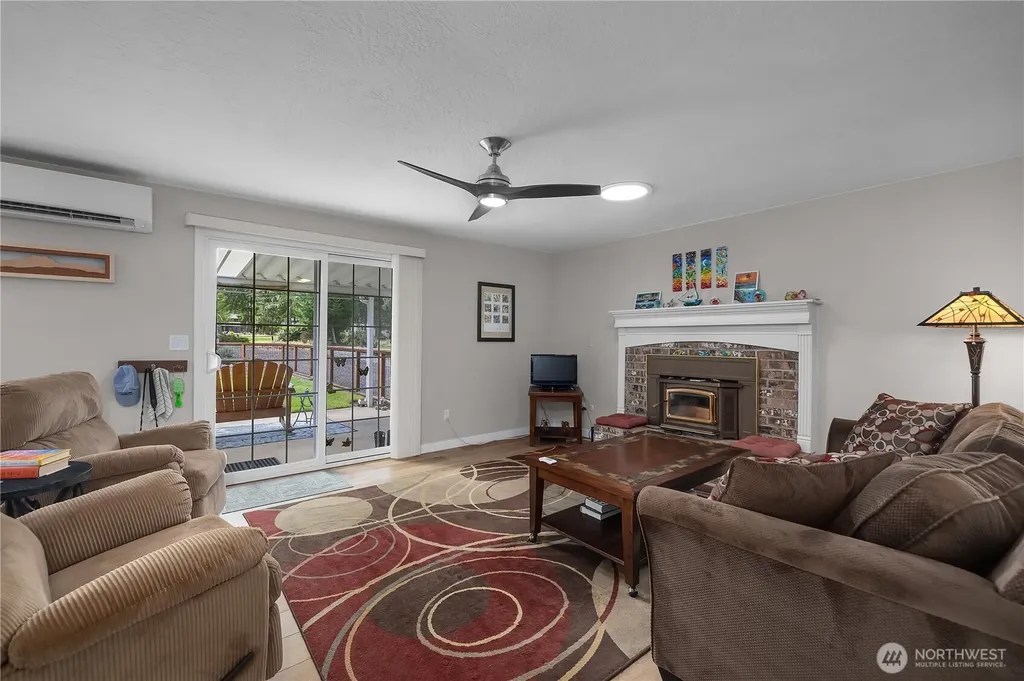 831 E Saint Andrews Drive Shelton WA 98584