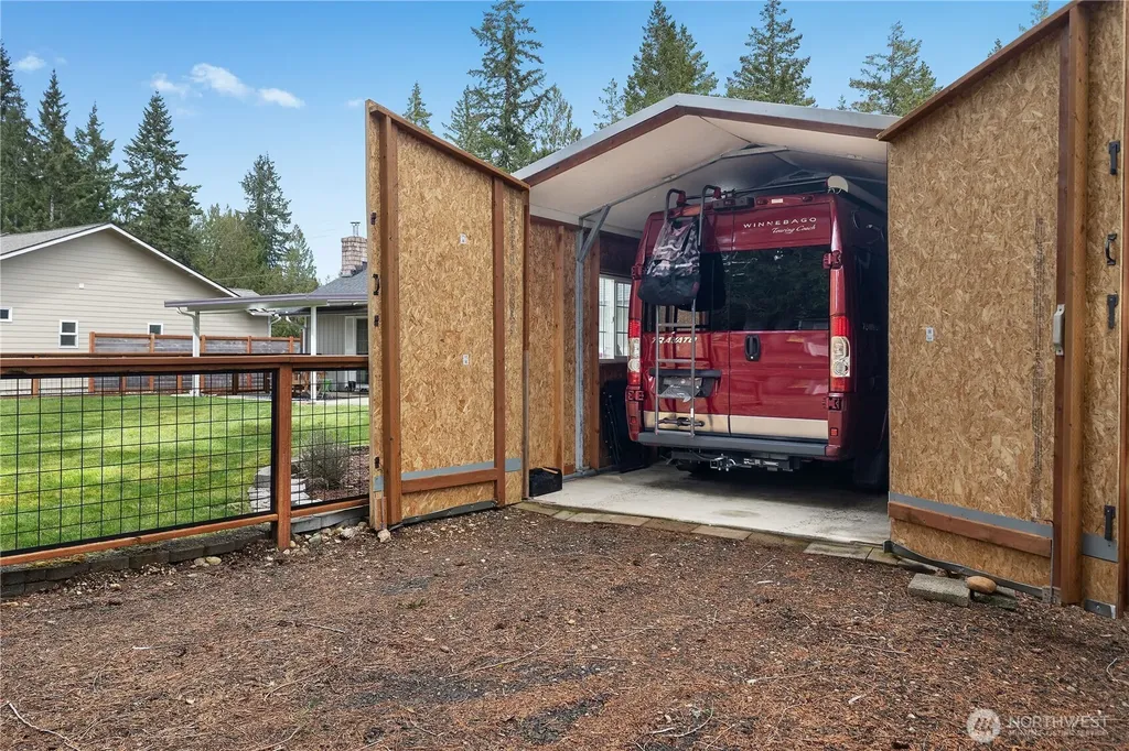 831 E Saint Andrews Drive Shelton WA 98584