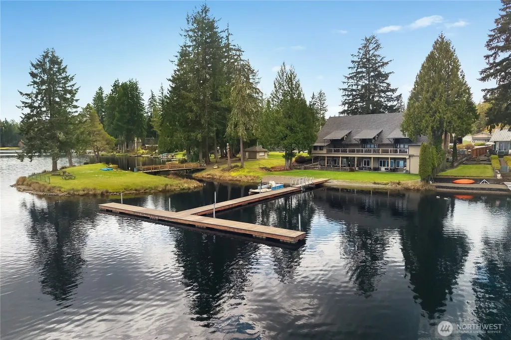 831 E Saint Andrews Drive Shelton WA 98584