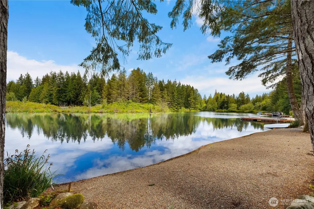 1051 E Ballantrae Drive Shelton WA 98584