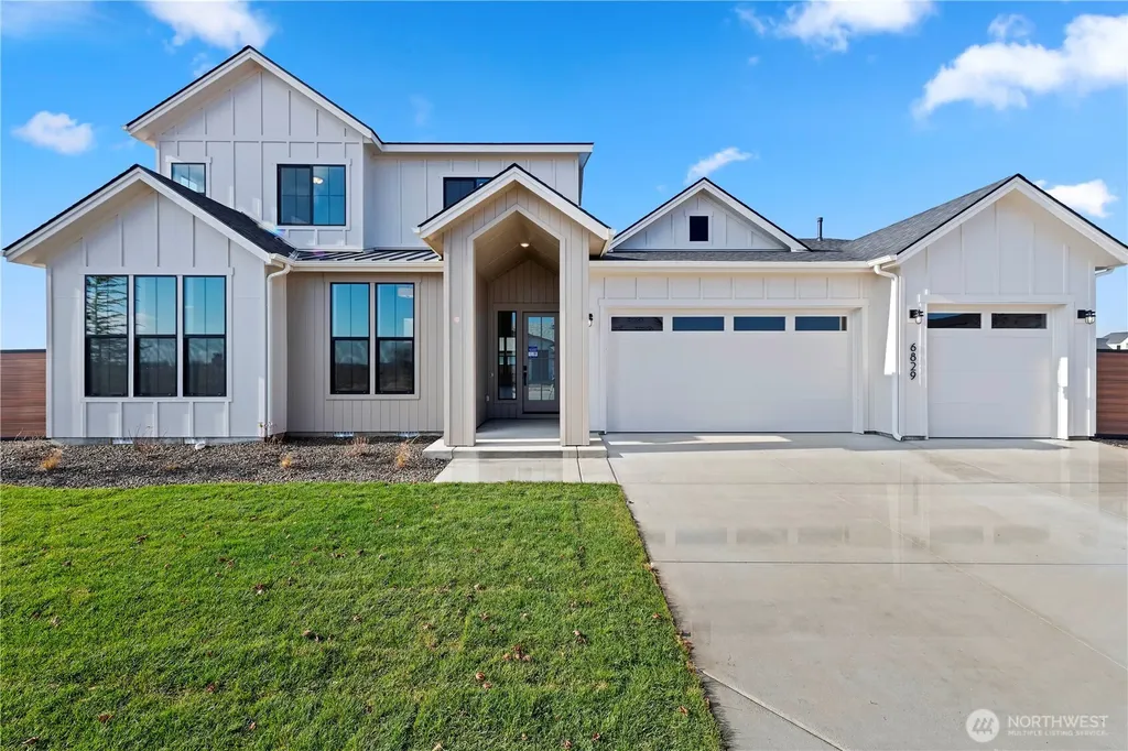 15221 210th Avenue E Bonney Lake WA 98391