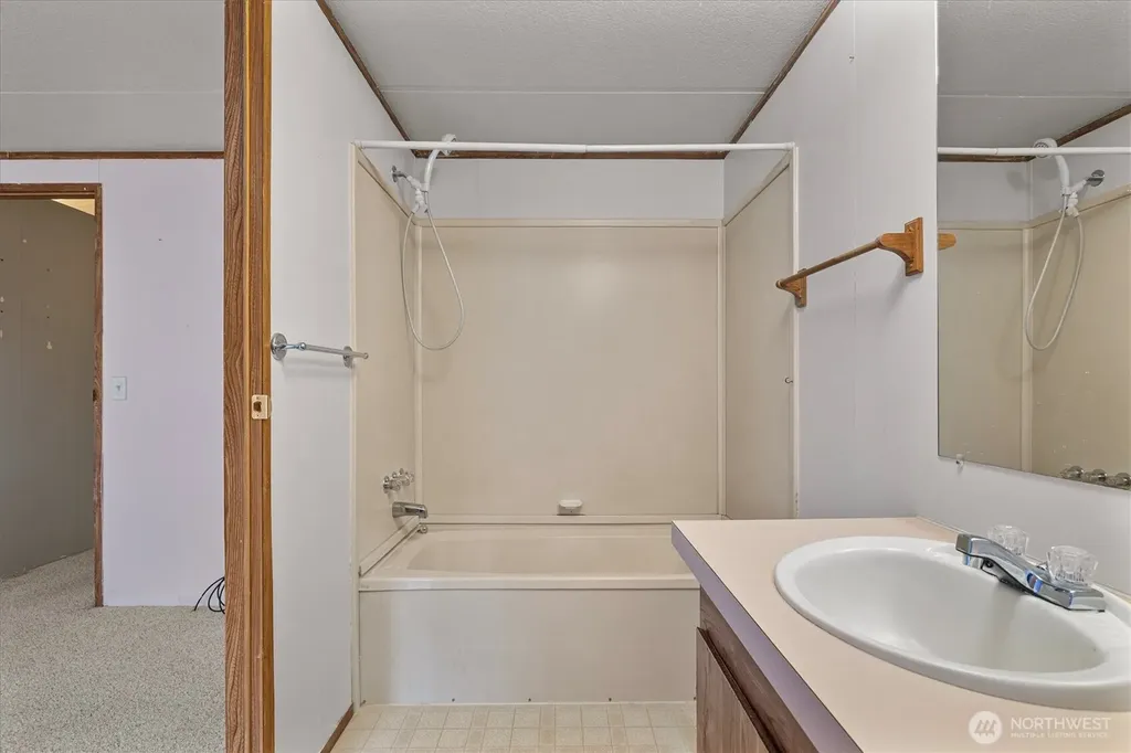 9403 Pierce Lane Sedro Woolley WA 98284