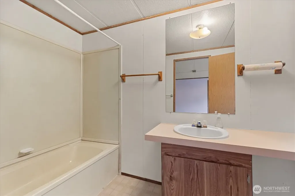 9403 Pierce Lane Sedro Woolley WA 98284