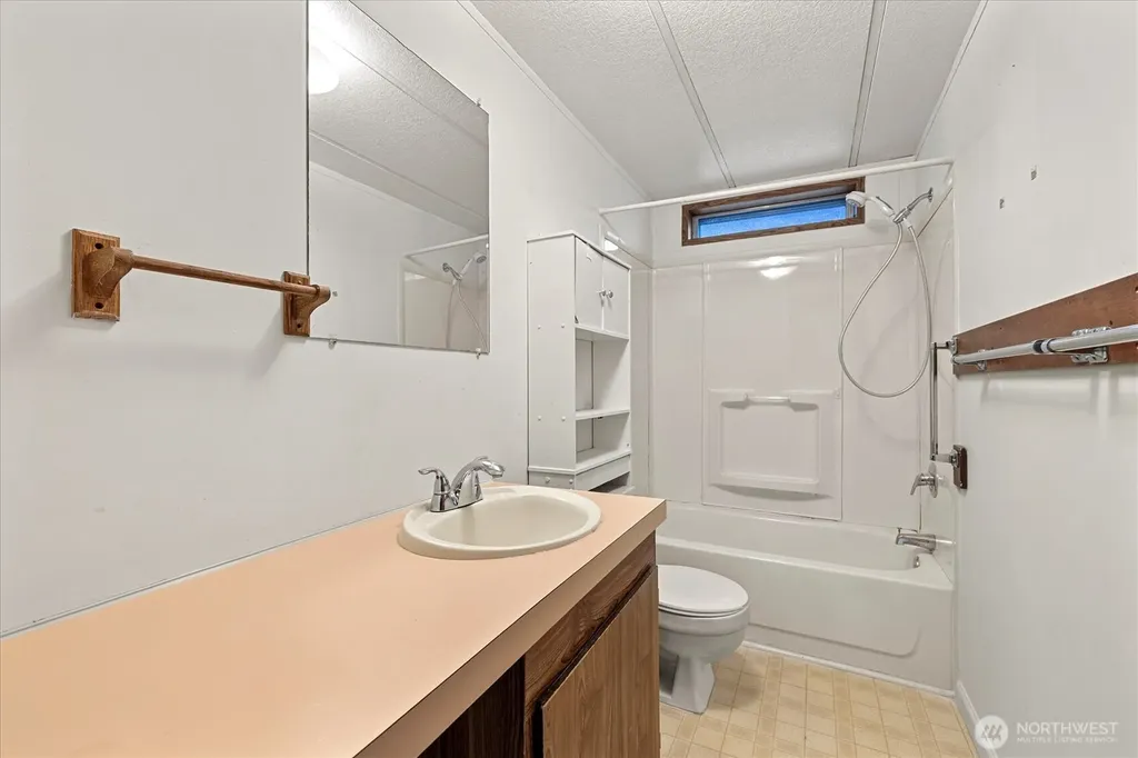9403 Pierce Lane Sedro Woolley WA 98284