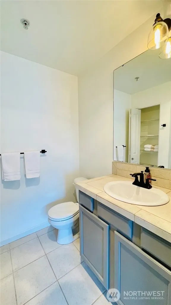 2424 S 41st Street Tacoma WA 98406