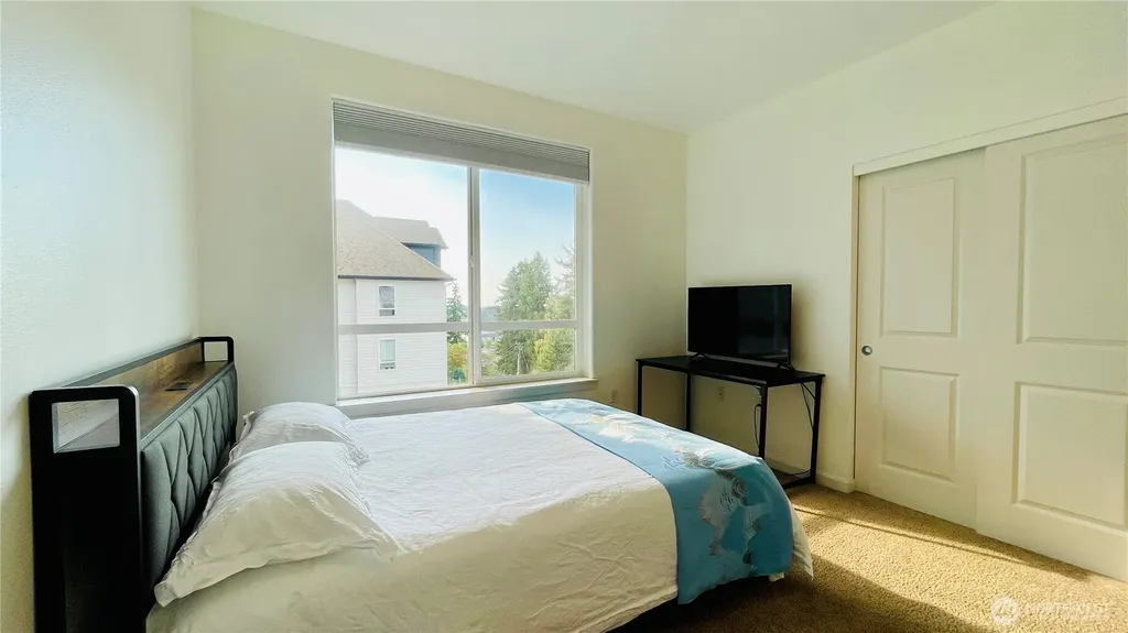 2424 S 41st Street Tacoma WA 98406