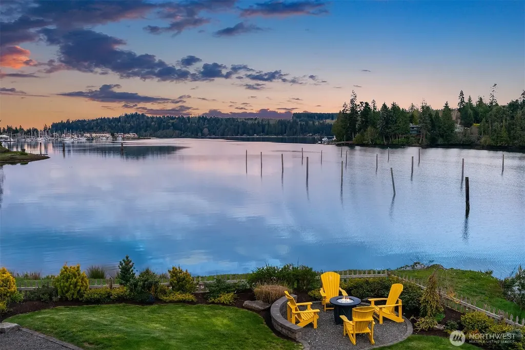 220 Anchor Lane Port Ludlow WA 98365