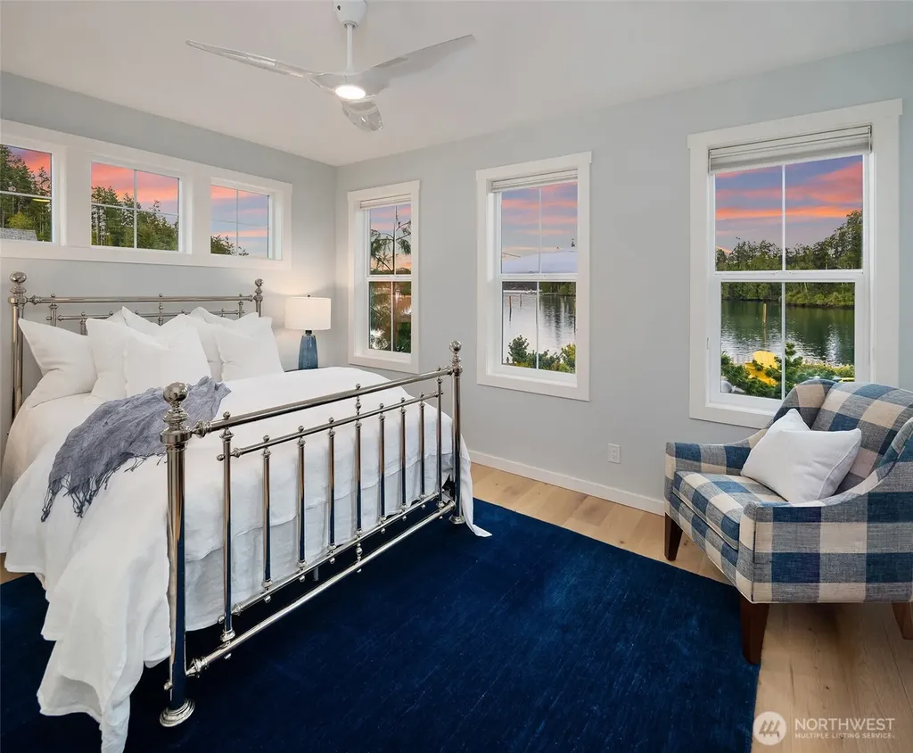 220 Anchor Lane Port Ludlow WA 98365