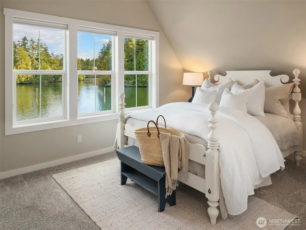 220 Anchor Lane Port Ludlow WA 98365