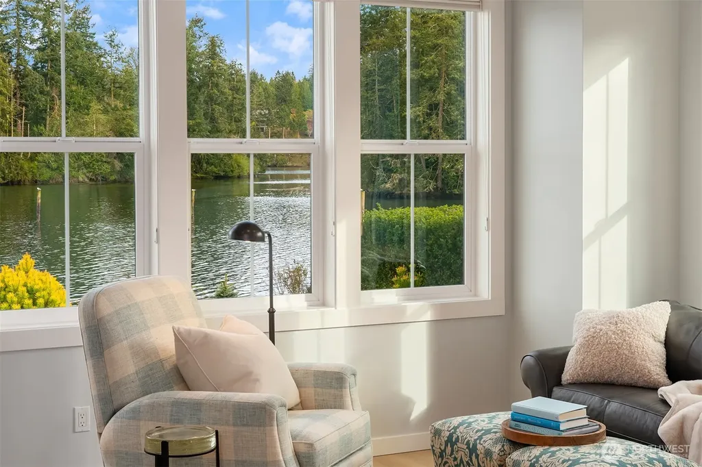 220 Anchor Lane Port Ludlow WA 98365