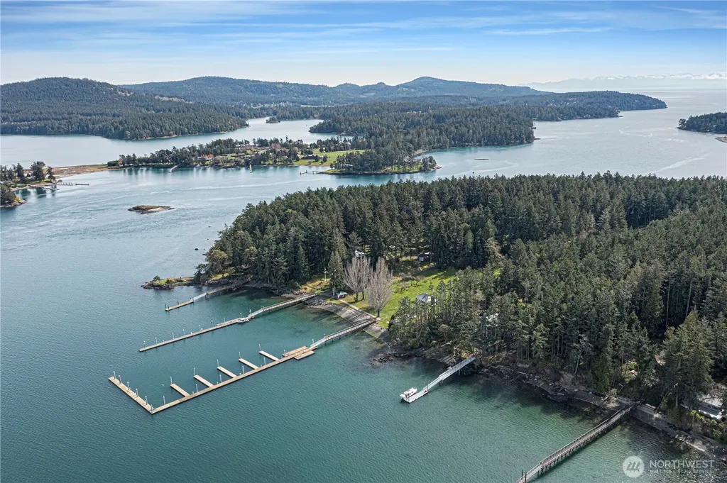 1 & 2 Driftwood Shores Henry Island WA 98250