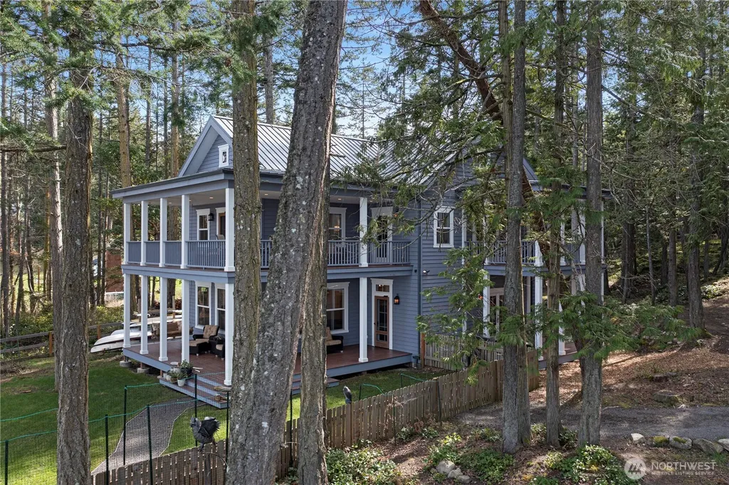 1 & 2 Driftwood Shores Henry Island WA 98250