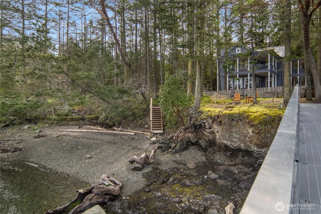 1 & 2 Driftwood Shores Henry Island WA 98250