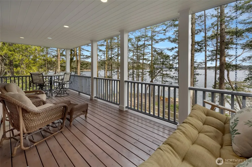 1 & 2 Driftwood Shores Henry Island WA 98250