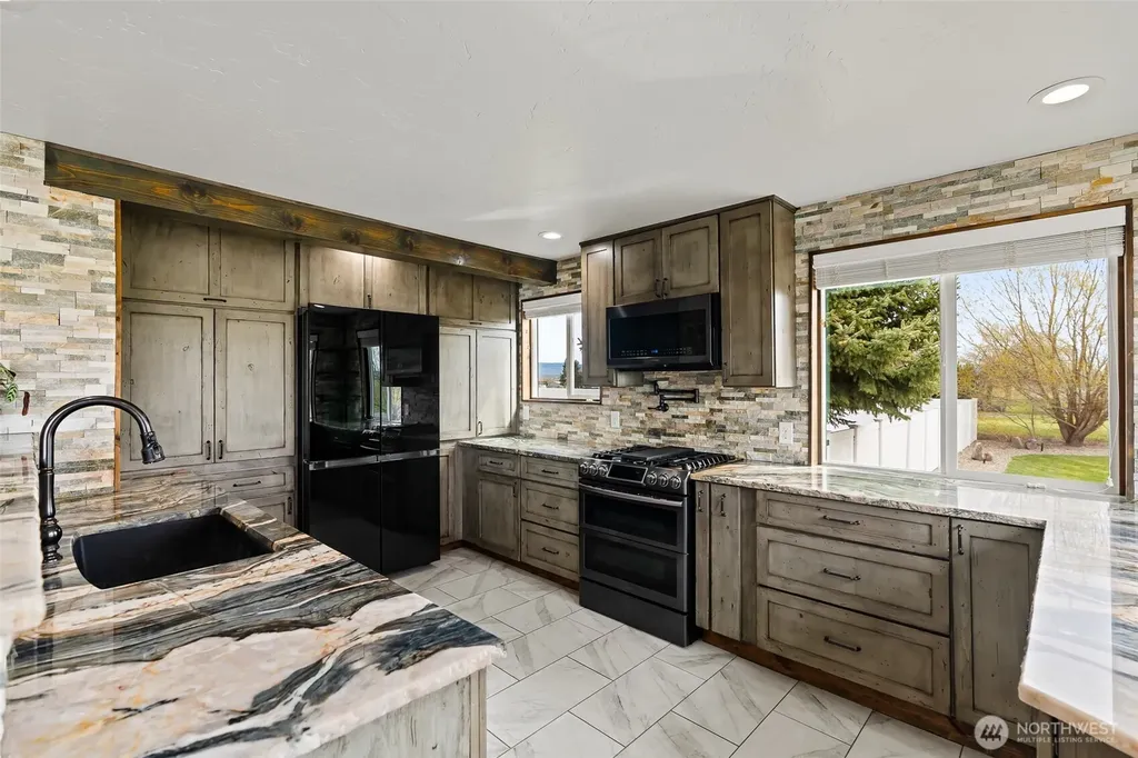 341 Robinson Canyon Road Ellensburg WA 98926