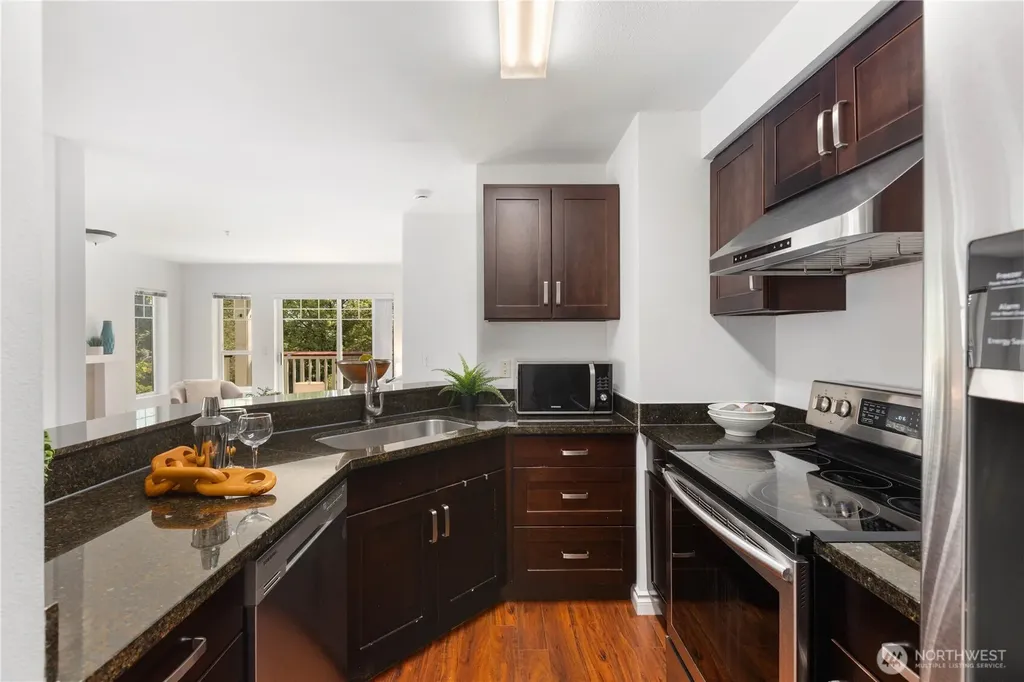 18501 Newport Way Issaquah WA 98027