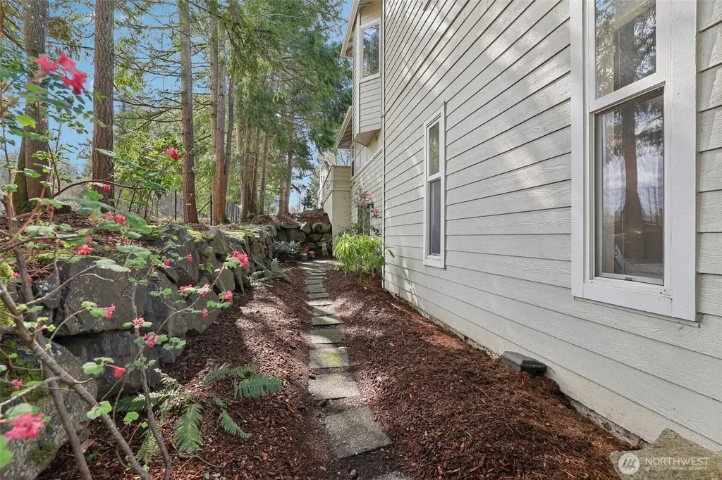 22537 38th Terrace Issaquah WA 98029