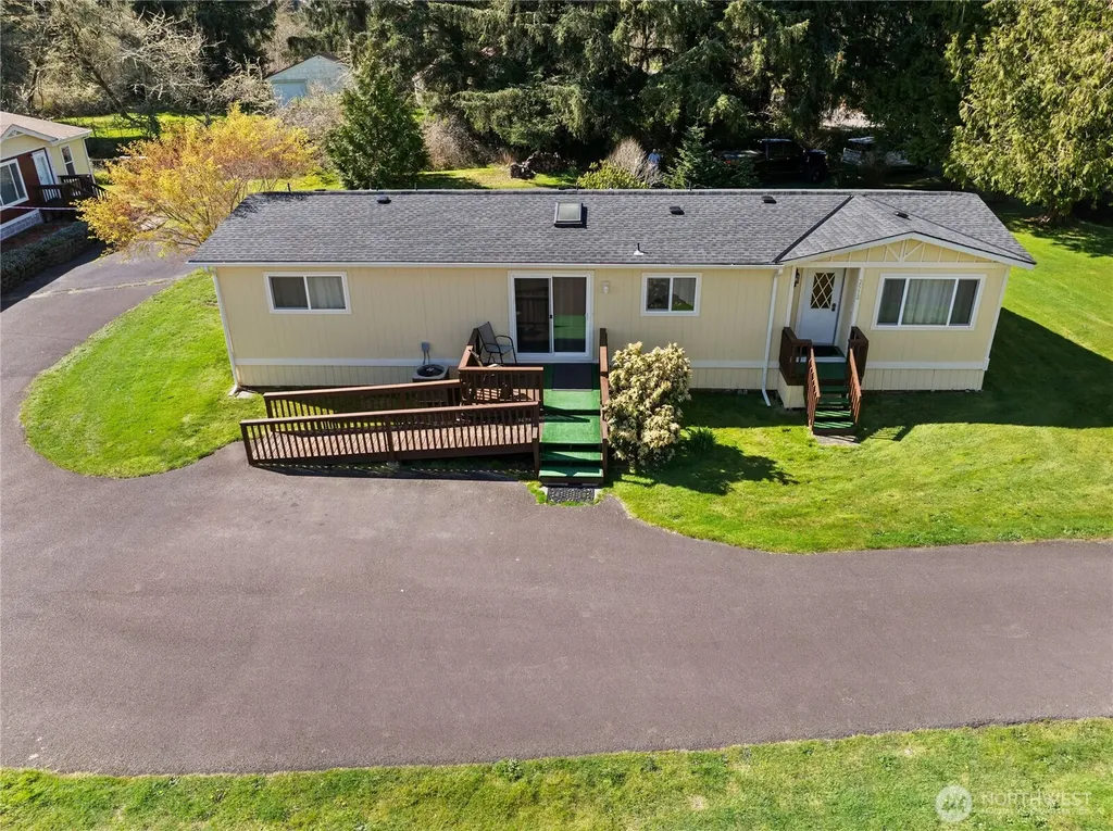 2512 Sid Snyder Drive Long Beach WA 98631
