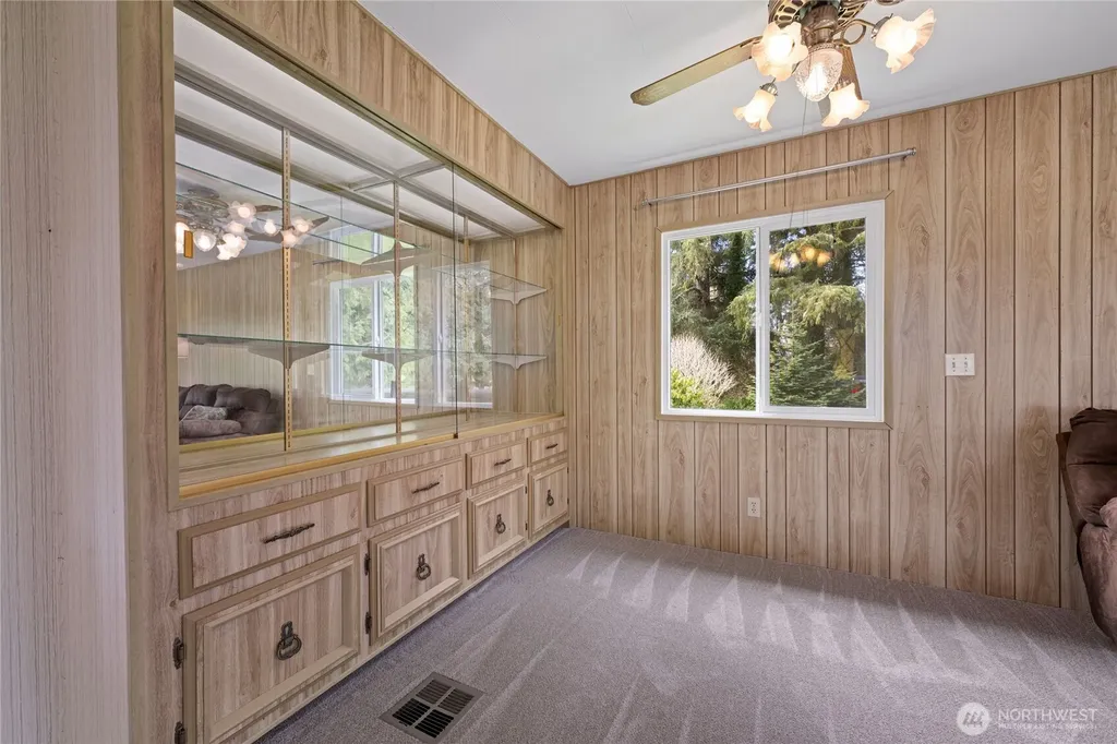 2512 Sid Snyder Drive Long Beach WA 98631