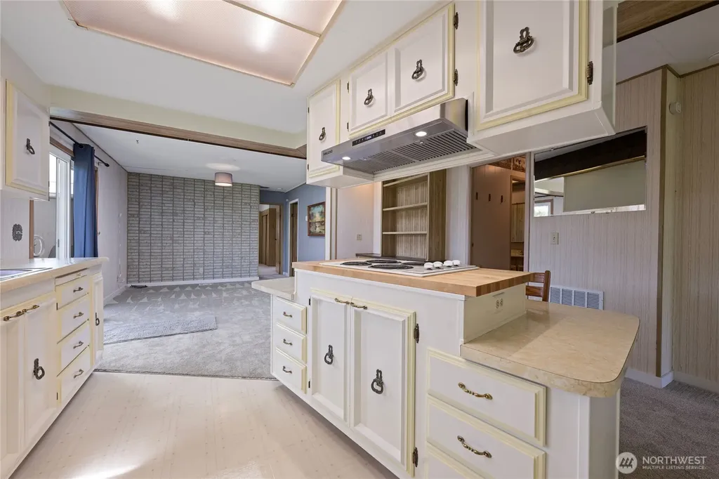 2512 Sid Snyder Drive Long Beach WA 98631