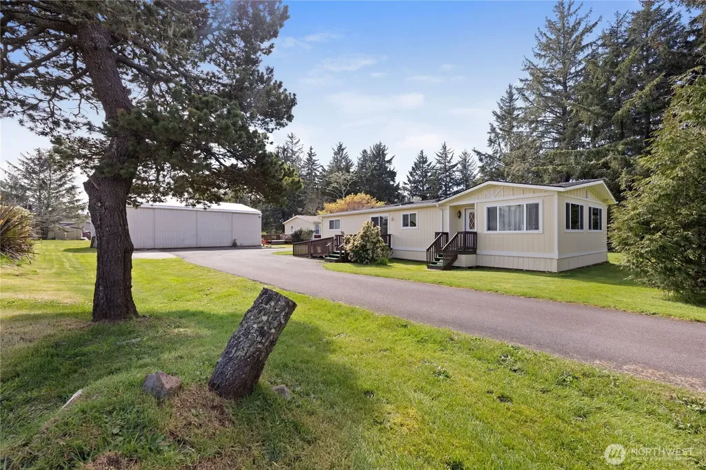 2512 Sid Snyder Drive Long Beach WA 98631