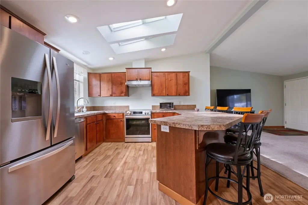 2512 Sid Snyder Drive Long Beach WA 98631